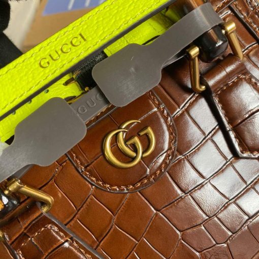 Gucci Diana Mini Tote Bag Crocodile Leathertop Handle Bag Gucci Brown - Image 5