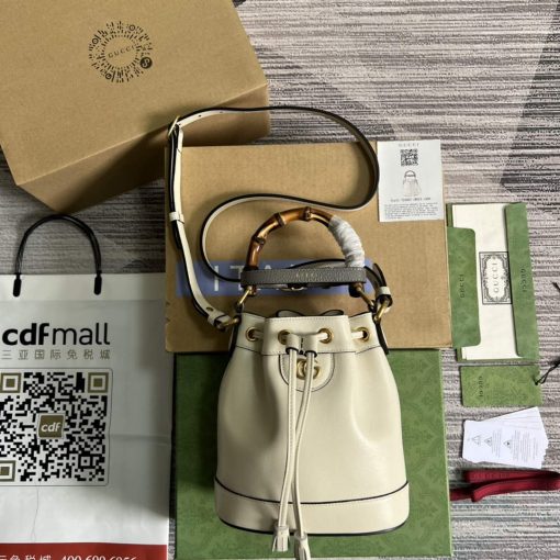 Gucci Diana Mini Bucket Bag White