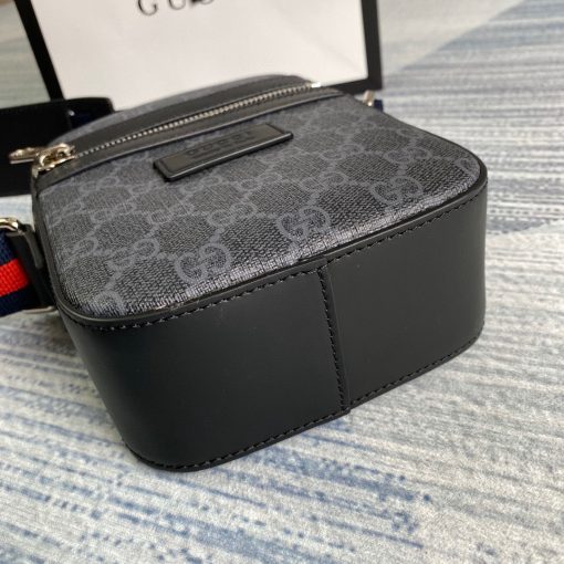 Gucci GG Black Messenger Black GG Supreme Canvas - Image 4