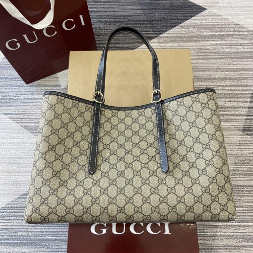 Gucci GG Emblem Medium Tote Bag Black - Image 2