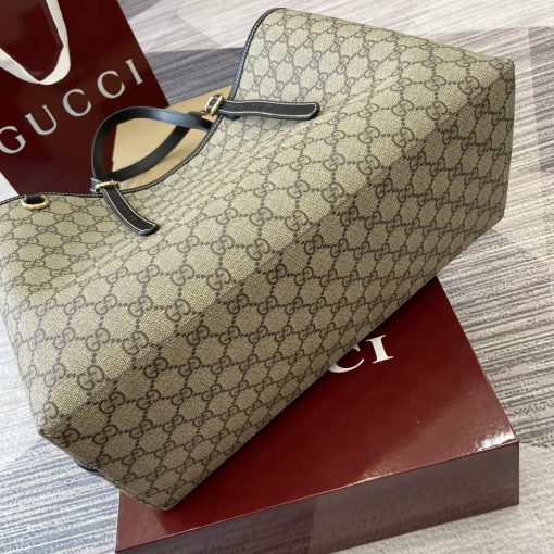 Gucci GG Emblem Medium Tote Bag Black - Image 9