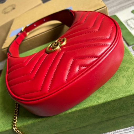 Gucci GG Marmont Half-moon-shaped Mini Bag Red - Image 5