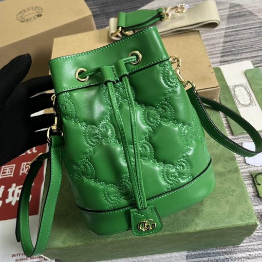 Gucci GG Matelassé Bucket Bag Green