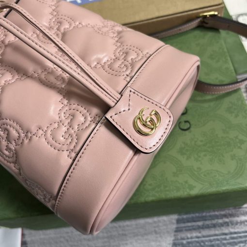 Gucci GG Matelassé Bucket Bag Light Pink - Image 6