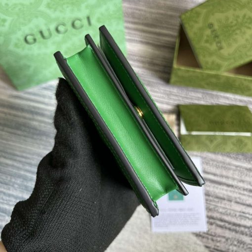 Gucci GG Matelassé Card Case Wallet Green - Image 4