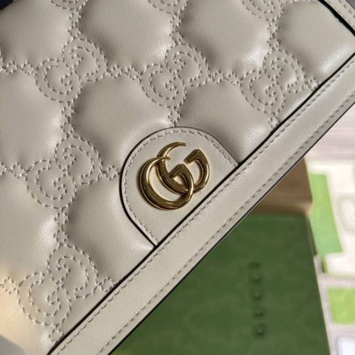 Gucci GG Matelassé Chain Wallet White - Image 4