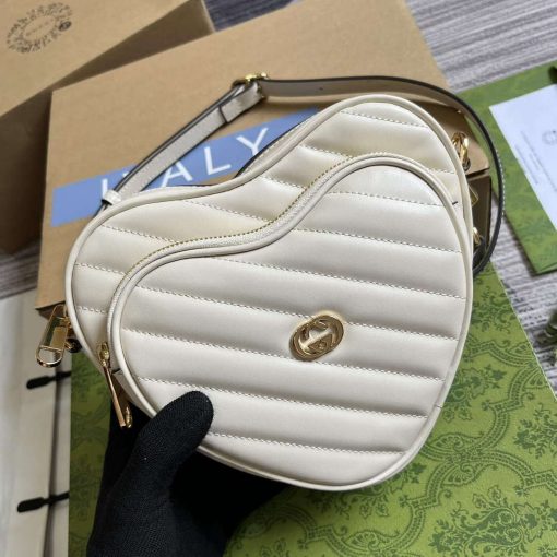 Gucci Interlocking G Mini Heart Shoulder Bag White - Image 6