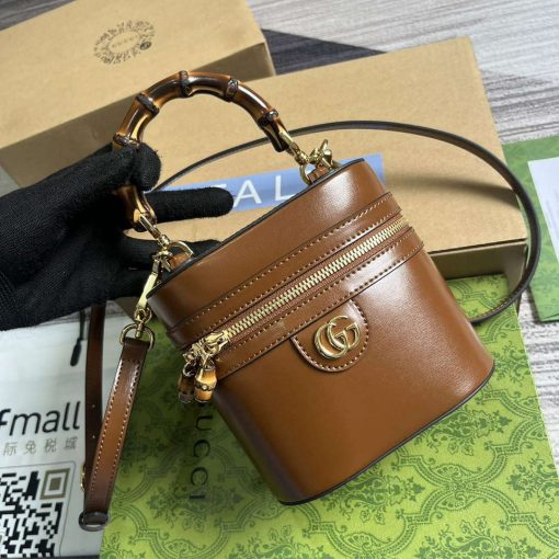 Gucci Mini Bamboo Shoulder Bag Brown - Image 4