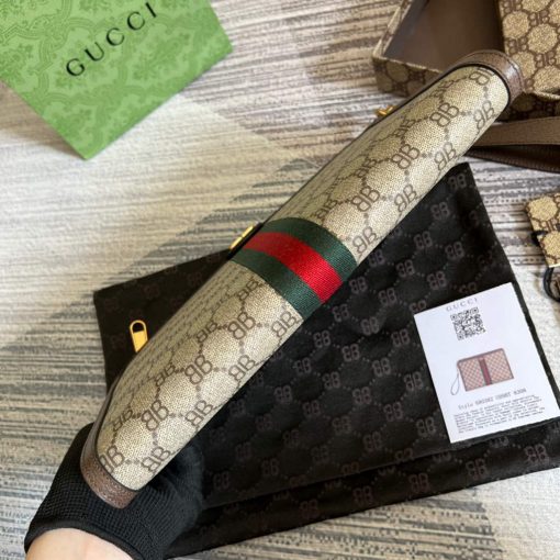 Gucci Pouch Bag Begie - Image 5