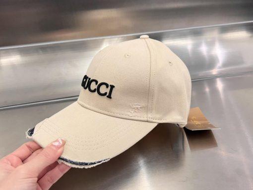Gucci Unisex Baseball Cap - Image 3