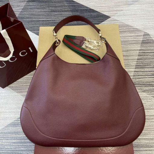 Gucci B Medium Shoulder Bag Wine Red