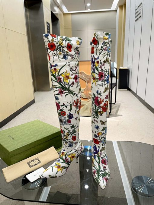 Gucci Shoes Style 715584 AFE70 2341 Gucci women’s knee-high boot