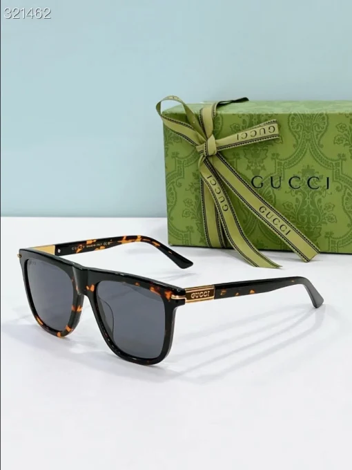 Gucci Sunglasses – GGR65