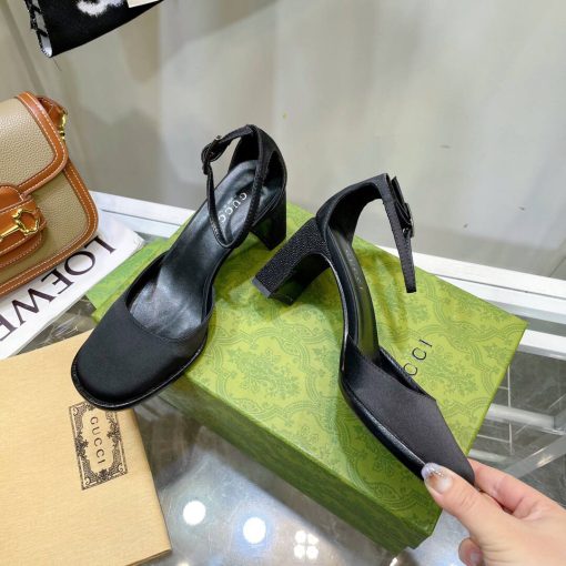 Gucci Women’s Slippers Designer Gucci Sandals Flats Shoes - Image 3