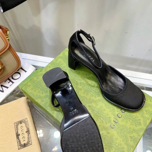 Gucci Women’s Slippers Designer Gucci Sandals Flats Shoes - Image 7