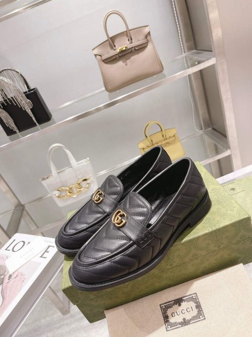 Gucci Women’s loafer with Double G