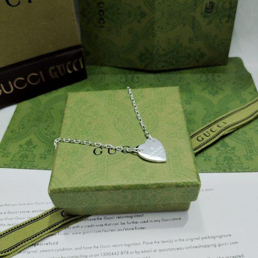 Gucci trademark necklace with heart pendant silver - Image 8