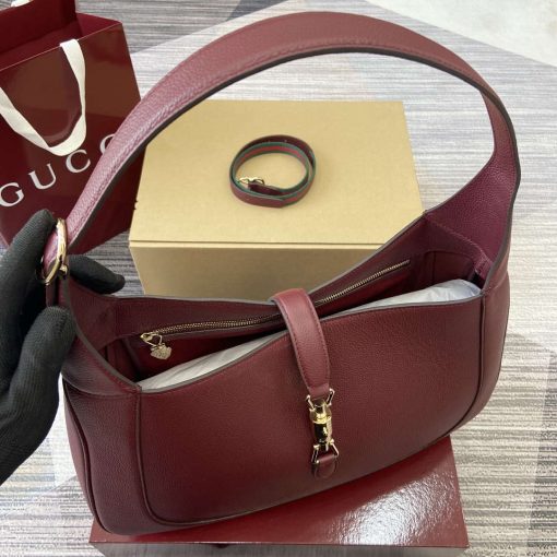 Gucci Jackie Large Shoulder Bag Red - Image 10