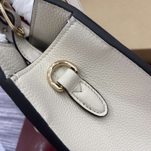 Gucci Small Tote Bag With Hook Closure Ivory - Image 8